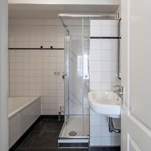 Large One-Bedroom Apartment