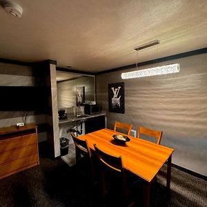 Queen Suite