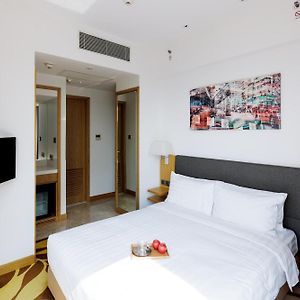 Executive Queen Room