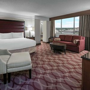 One-Bedroom King Suite