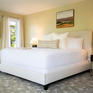 Classic King Room