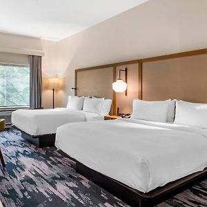 Queen Suite