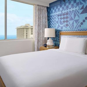 One-Bedroom King Suite