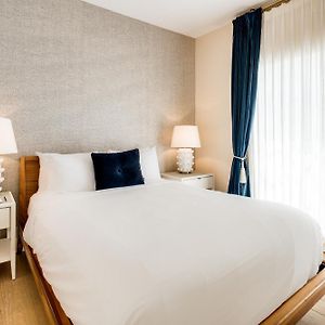 One Bedroom Suite Queen
