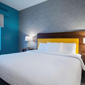 One-Bedroom King Suite