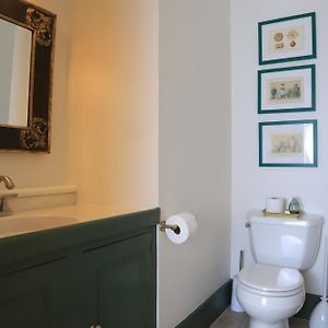 Double Room Private External Bathroom
