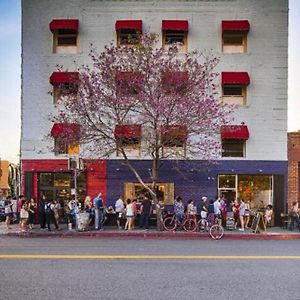American Hotel