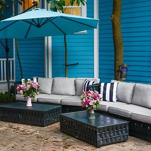 5 Bedroom - Sleeps 10! Best Location Next To French Quarter!