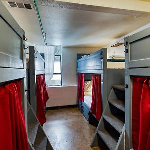 Dormitory Room Mixed