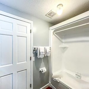 Queen Room Balcony