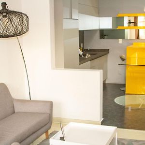 Queen Studio