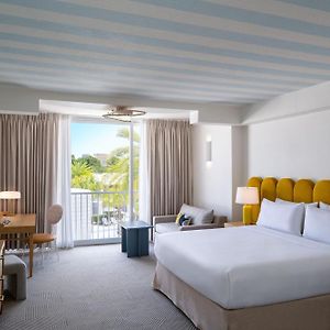 King Room Pool View