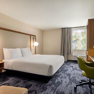 King Room Mobility or hearing accessible