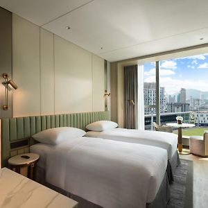 Premier Room
