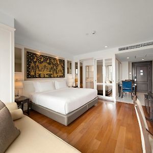Grand Deluxe Room