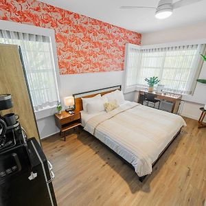 Superior King Kitchenette