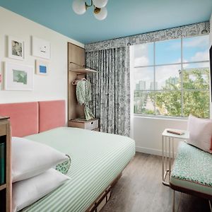 Standard Queen Room Hearing Accessible