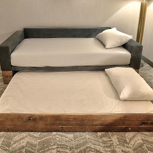Queen Suite Hearing accessible