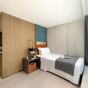 Deluxe  Studio Mobility accessible