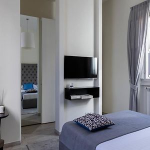 Superior One-Bedroom Apartment
