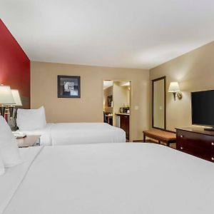 Queen Suite Two Queen Beds Non-Smoking