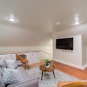 Studio Split Level