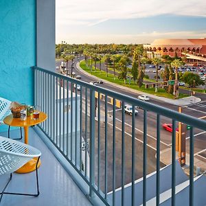King Room Patio