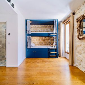 Dormitory Room Female only
