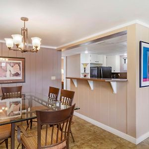 Three-Bedroom Suite
