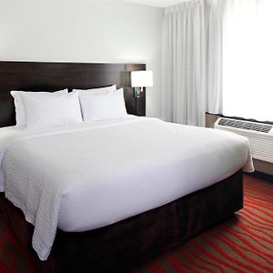 One-Bedroom King Suite
