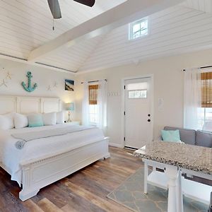 One-Bedroom Cottage