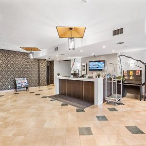 Royal Inn & Suites
