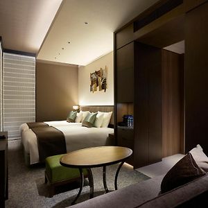 Superior Corner Twin Room