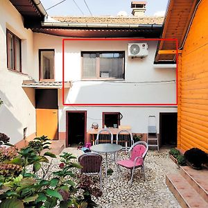 Guest House Nizama'S Place