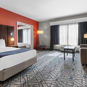 Queen Suite Disability Access