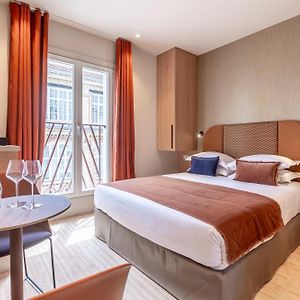 Suite Fl By Sweett