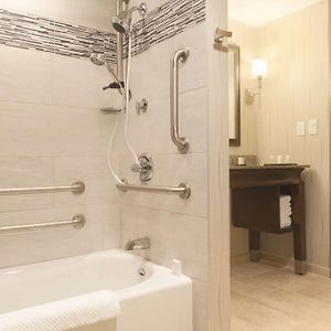 Two Room Queen Suite Disability Access