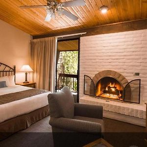 Arroyo Roble Resort At Oak Creek