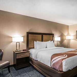 One-Bedroom King Suite
