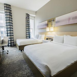 Queen Room Mobility accessible
