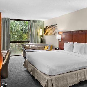 King Room Pool View