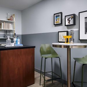 Queen Suite