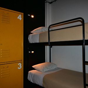 Dormitory Room Mixed