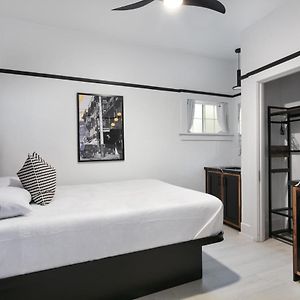 La Ventana Studios