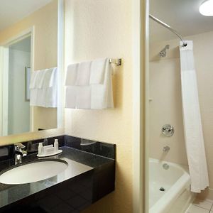 Executive King Room Adapted Tub Mobility Hearing Accessible