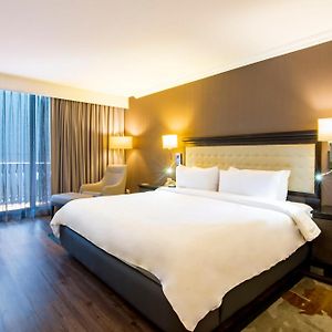 Executive King Room