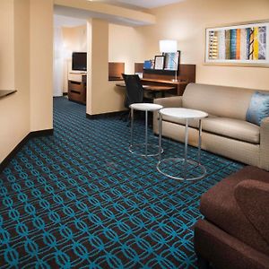 King Room Mobility or hearing accessible