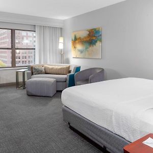 King Room Mobility or hearing accessible