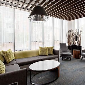 Courtyard By Marriott Knoxville Downtown