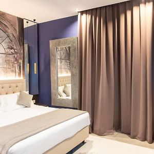 Luxury Triple Room